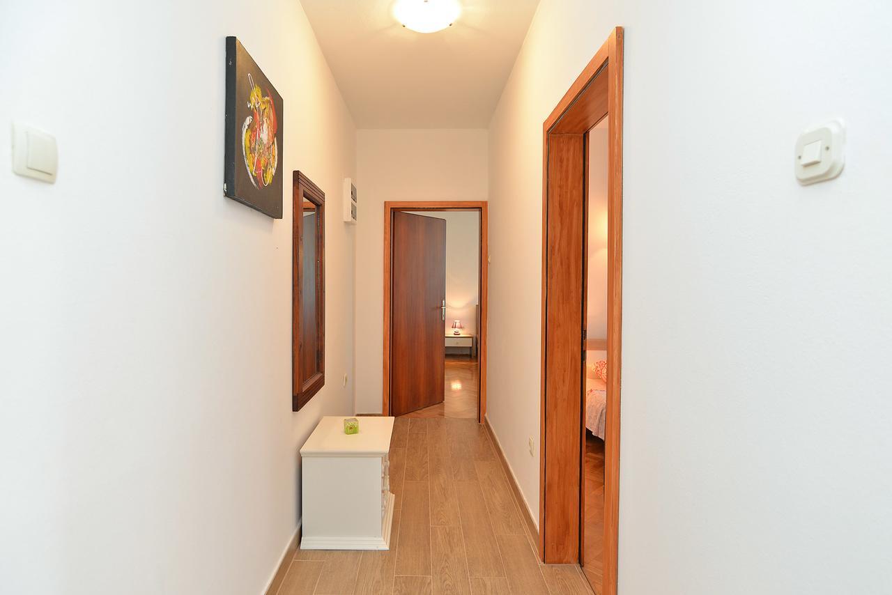 Apartments Gracijano 1724 Ližnjan Kültér fotó